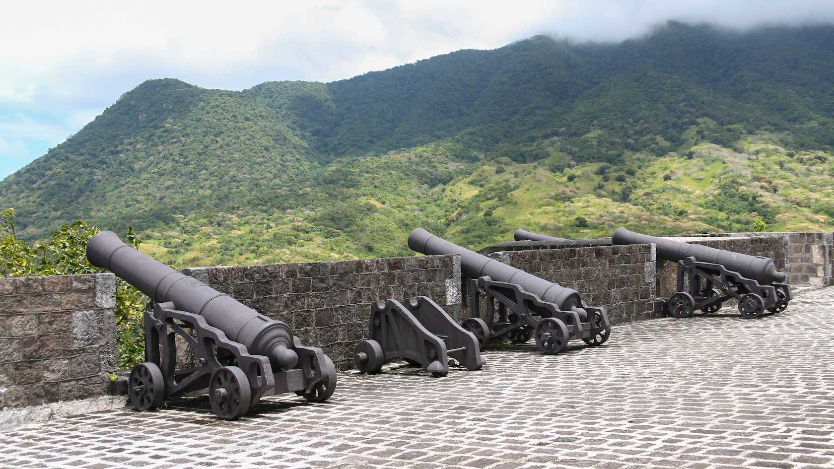Cannons on the outer wall protected this fortress from invaders